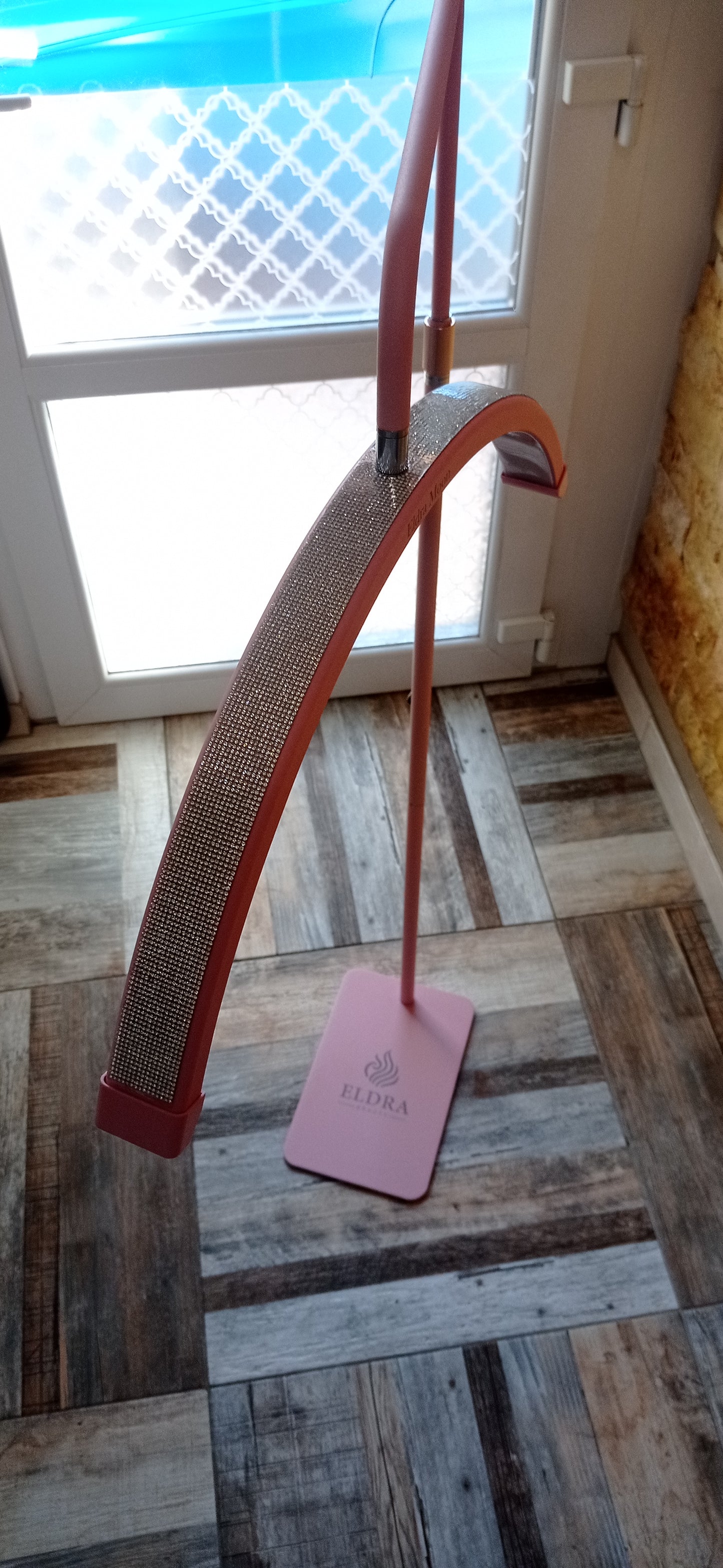 Eldra Half Moon LED lámpa strasszkövekkel