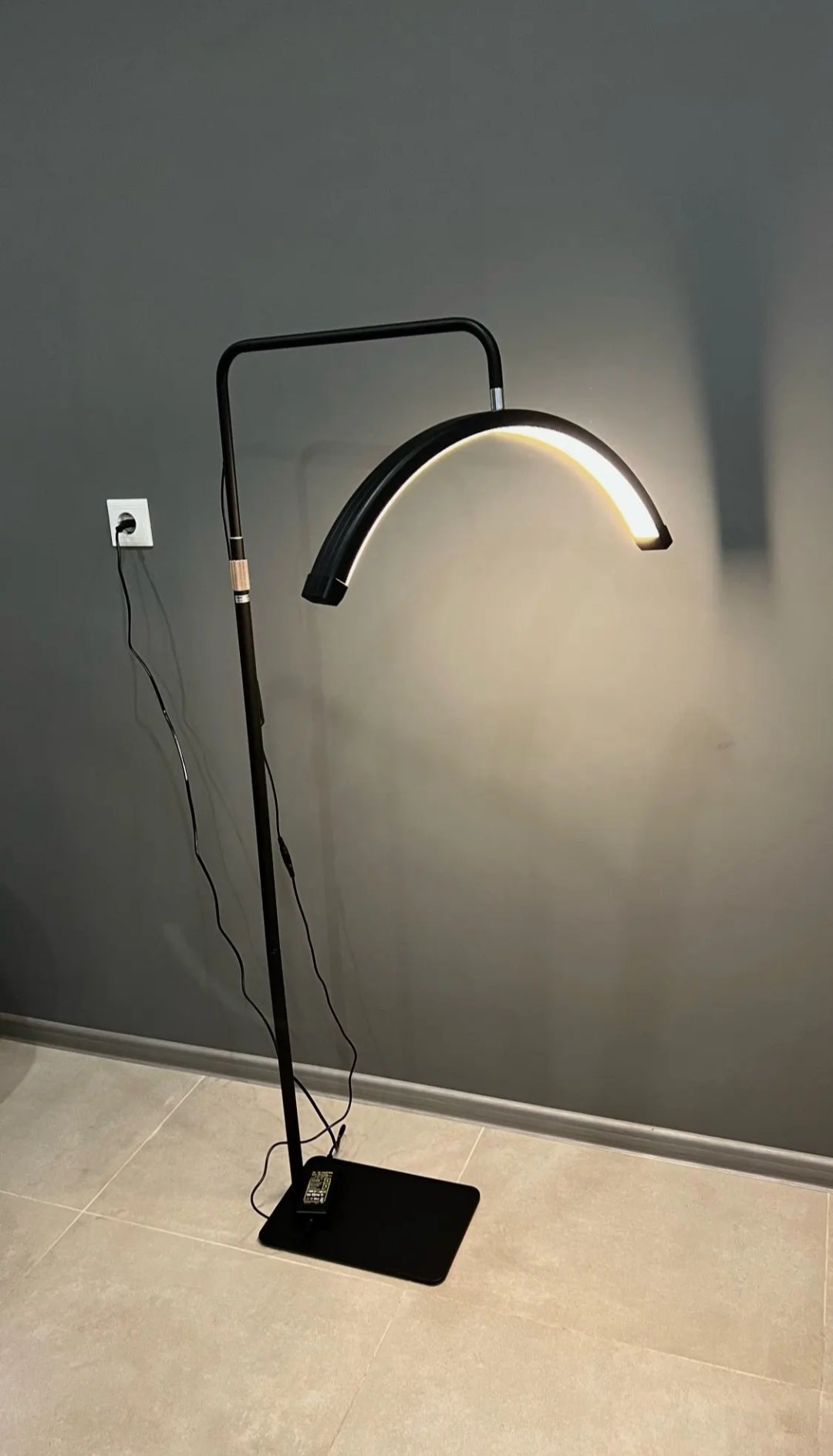 Eldra Half Moon LED lámpa